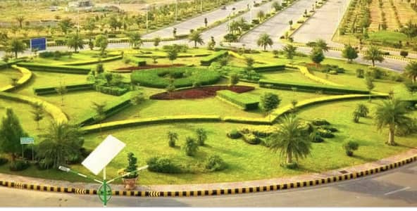1 Kanal Main Boulevard Plot Available For Sale On Investor Rate In Gulberg Islamabad