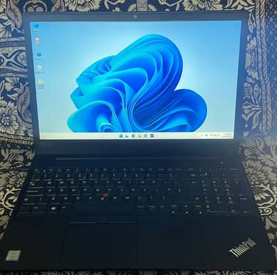 lenovo i5 8th 2Gb AMD Graphicscard (03194959121)