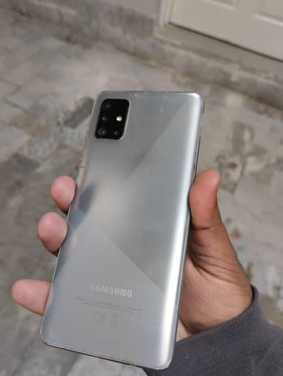 Samsung  A51