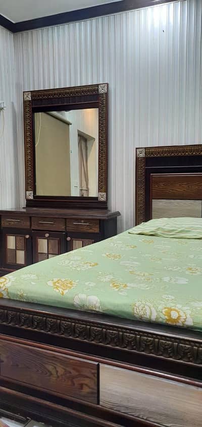 Luxury wooden bed room set for sale