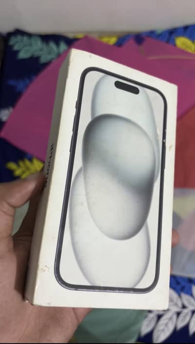 Iphone 15 128gb jv with box and cable , waterpack iphone