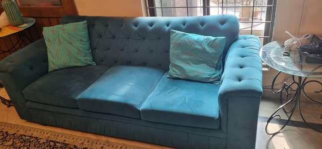 3 plus 1 seater. keeker wood frame