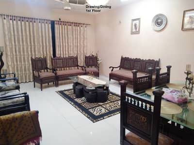 four bed dd ground floor portion available for rent in johar