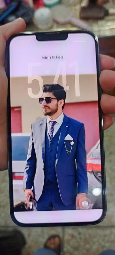 Iphone 13 pro max with box 90 btry health