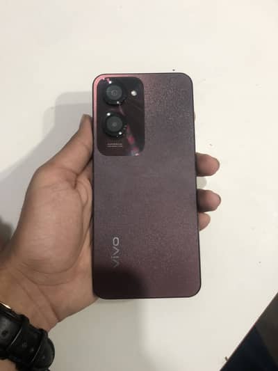 Vivo y18 128gb 4+4 ram