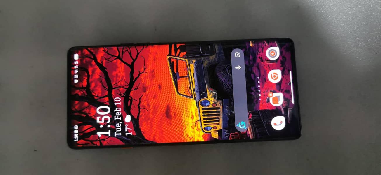 TECNO CAMON 40 PRO 1