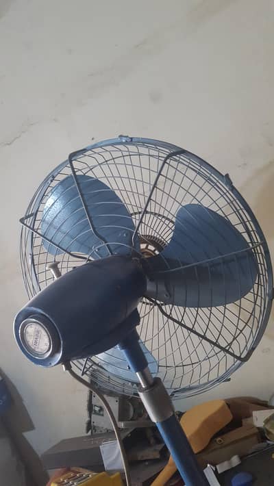 royal pedestal fan
