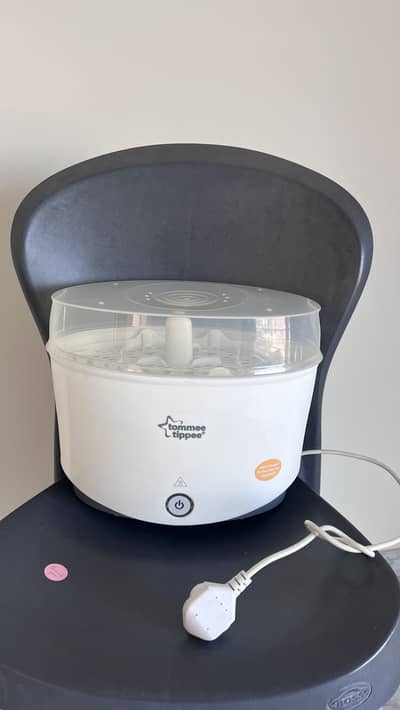 Tommee Tippee NEW 10/10 feeder Sterlizer