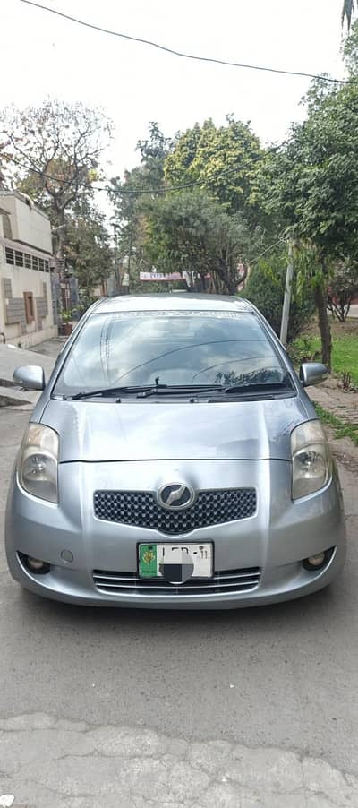 Toyota Vitz 2007 Model 2011 Ragistered Lahore Number
