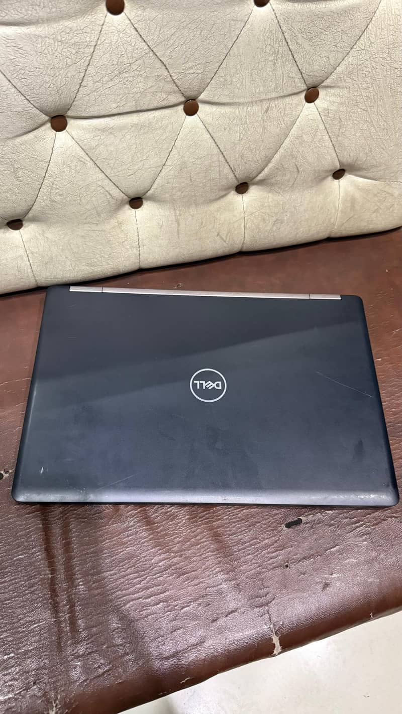 Dell Precision 3530 2