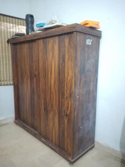 Home Wardrobe 4 Door Negotiable
