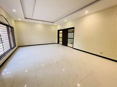 HOUSE FOR RENT IN F-7