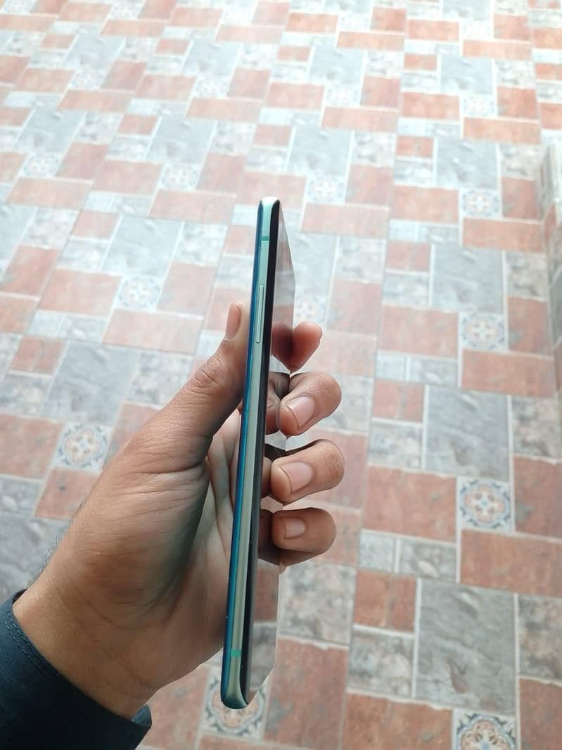 OnePlus 8 2