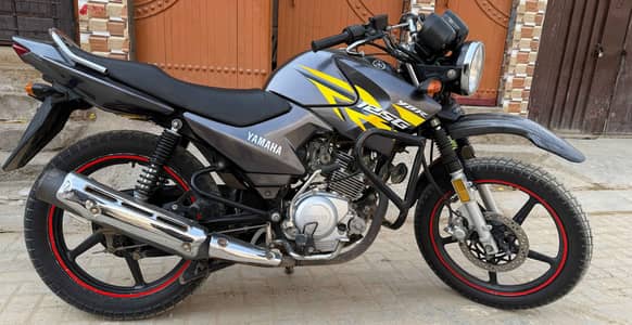 Yamaha Ybr 125G 2020 Grey colour Zero Condition