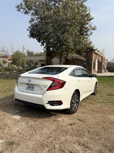 Honda civic 1.8 2017