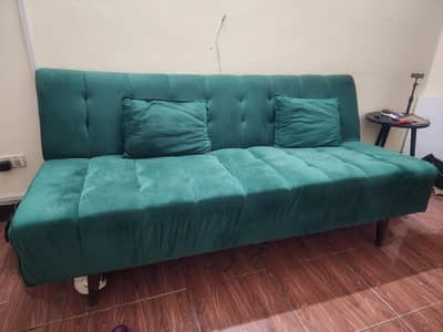Sofa cumbed