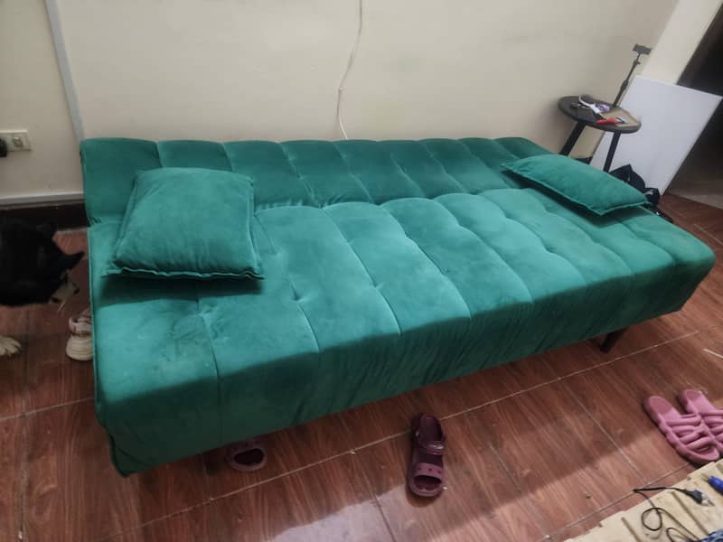 Sofa cumbed 1