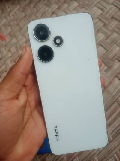 Infinix hot 30play. 4+4.64