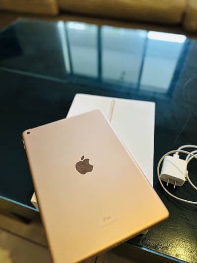 Apple ipad 8