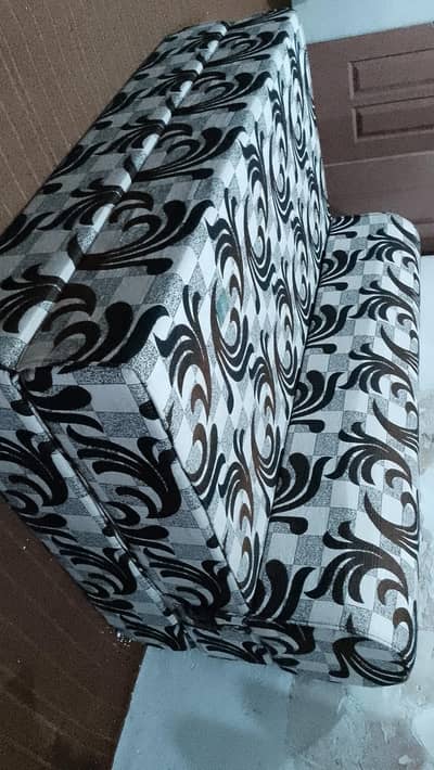 Sofa Cumbed Brand New