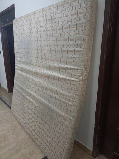 2 mattresses jori same