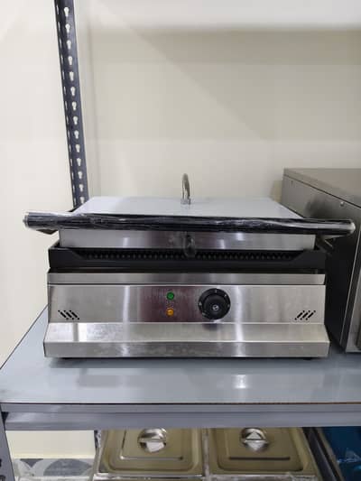 Sandwich Maker/Pizza Maker smart /Fryer/salad bar /Counter