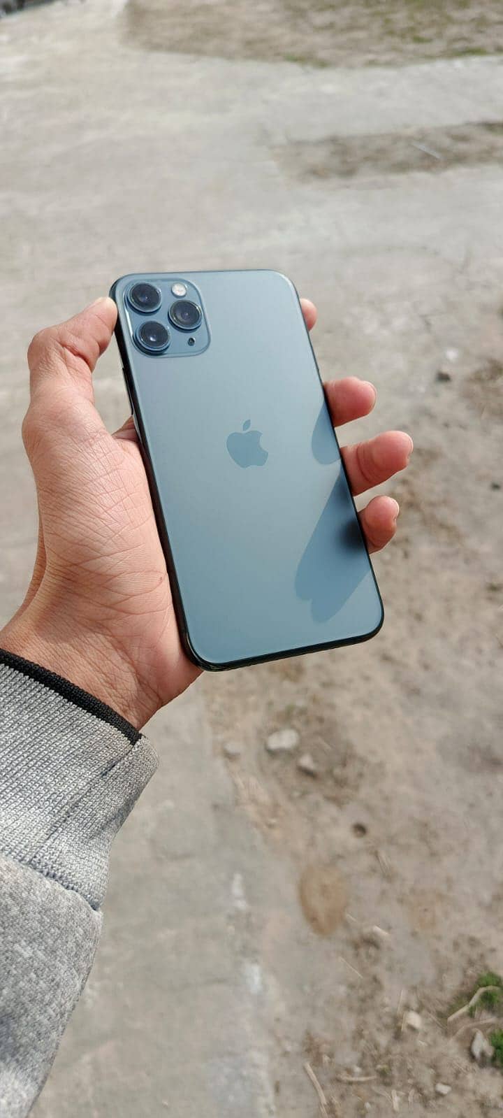 Iphone 11 pro 4
