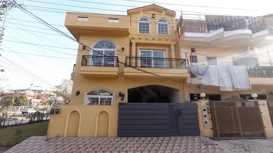 1500 Square Feet House Situated In I-10/4 For Sale