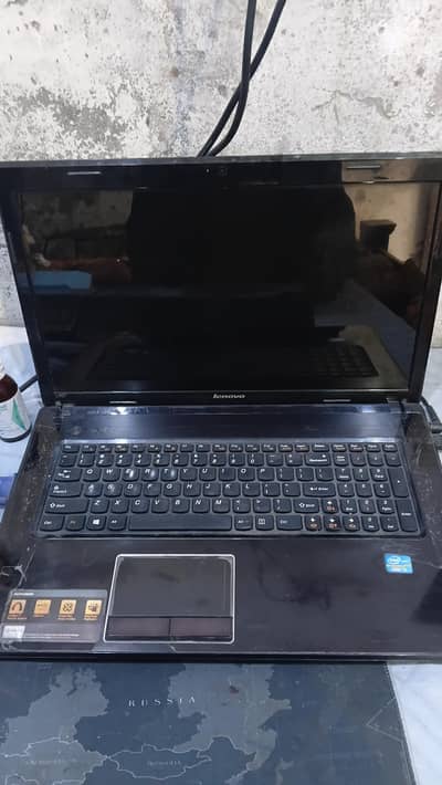 17.3 inch i5 3rd gen 8gb ram 128gb ssd lenovo
