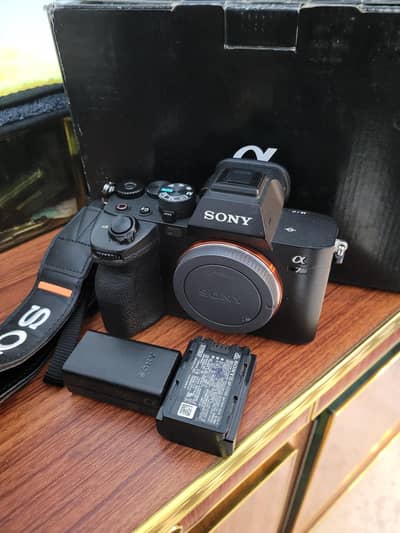 Sony a7 iv (Compelte box)