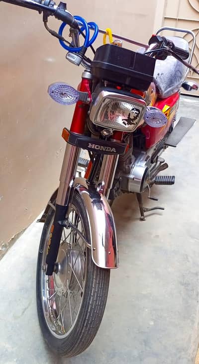 honda 125.2021.  03163631229 onlly watsapp