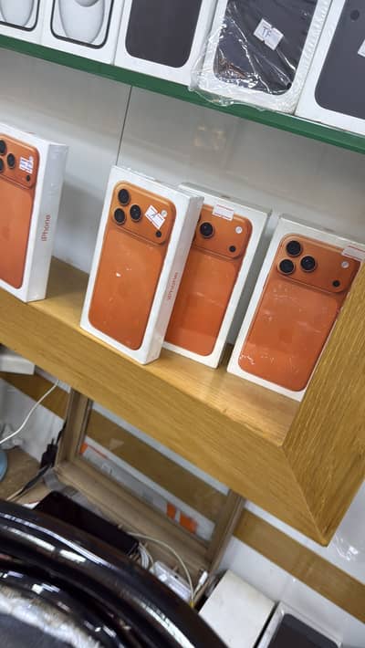 Apple Iphone 17 Pro maxx 256GB pta Box pack