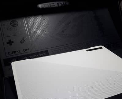 Asus ROG Zephyrus G14 (GA402RJ) - Dead MOBO