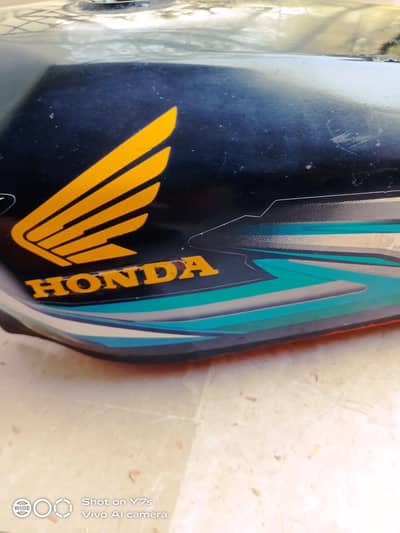 Fule tank of 125 and side covers