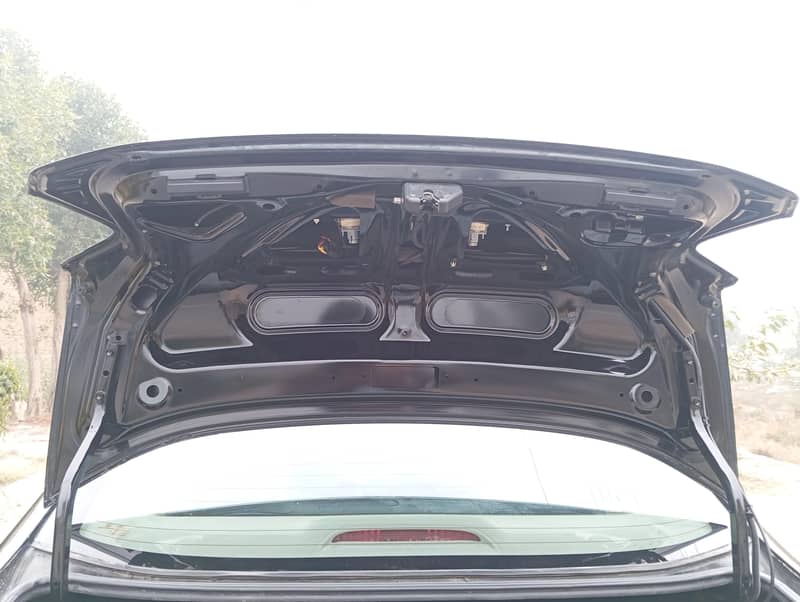 2016 model excellent condition 12