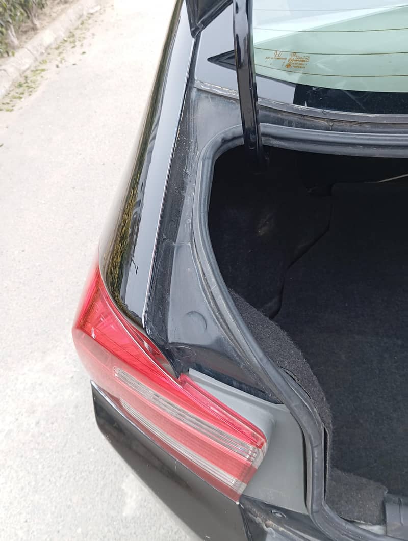 2016 model excellent condition 17