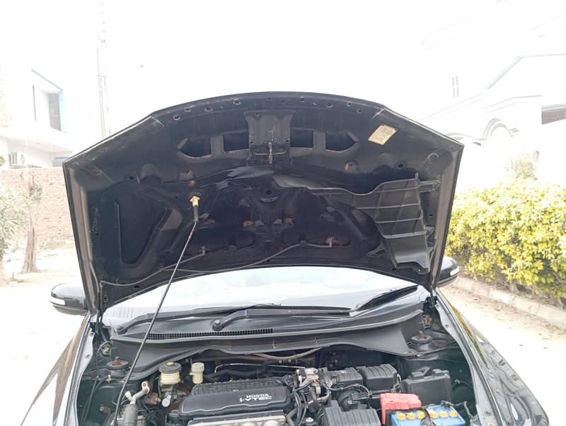 2016 model excellent condition 18