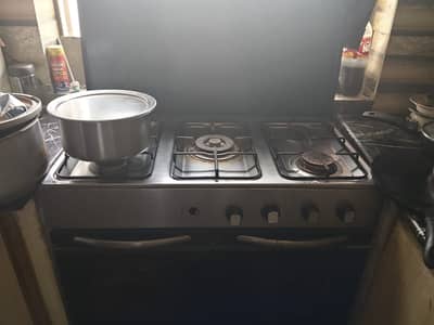 Cooking Range / Stove – Good Condition | Ready to Use
