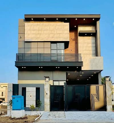 Your Search Ends Right Here With The Beautiful Prime Location House In Citi Housing Society At Affordable Price Of Pkr Rs. 16500000