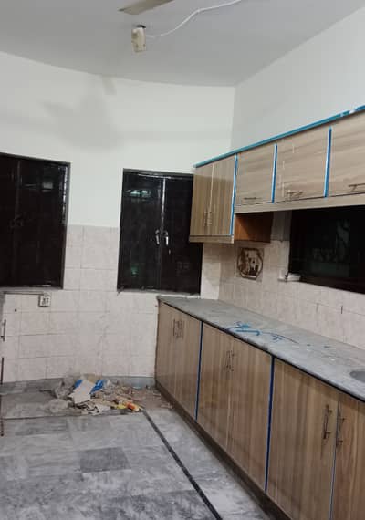 Upper Portion For Rent At The Prime Location In Saddar Officer Colony