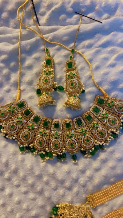 Bridal jewellery set