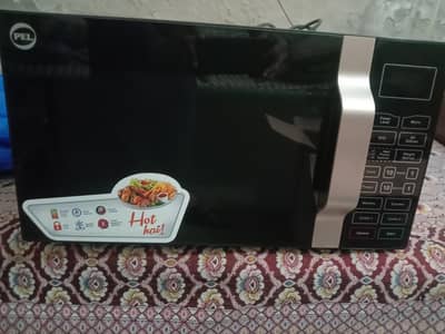 bilkul new condition hy black color touch screen