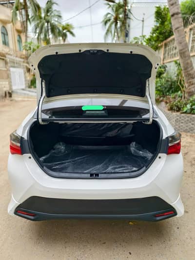 Toyoga Altis Grande  1.8