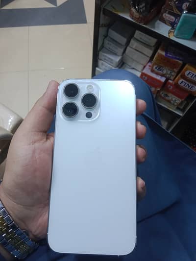 I phone 14 pro max 128 GB jv