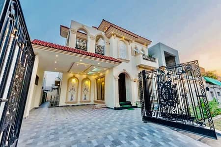5 MARLA ULTRA LUXURY HOUSE FOR SALE