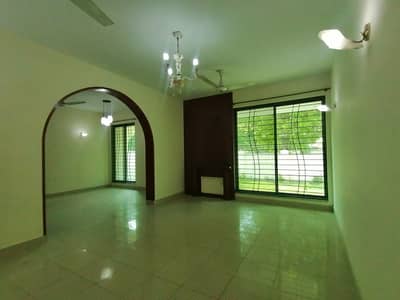 DHA 1 Kanal Excellent Bungalow For Rent In Phase 1