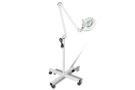 Professional Magnifying Lamp with Stand | Facial & Skin Care, Working
