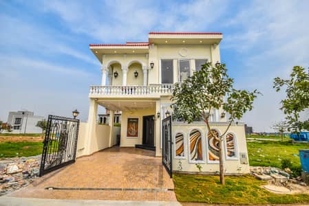 5 MARLA DESIGNER HOUSE FOR RENT