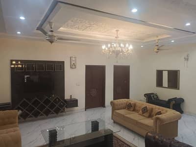 Gulshan-E-Iqbal Block 13 180 Yard Corner West Open Old Bungalow Best Chance Deal Best For Investment Details Contact