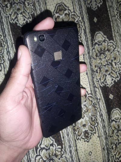 2/16 Hawaii p9 lite . . . . . . . 03155179356